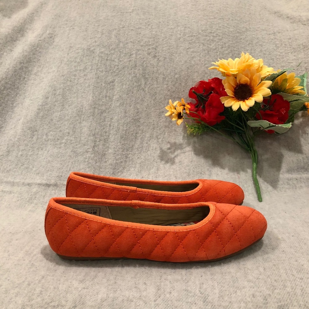 NWOT - Land’s End Quilted Orange Suede  Ballet Flats
